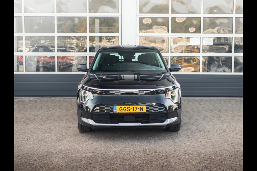 Kia Niro EV Light Edition 64.8 kWh | Navigatie | Achteruitrijcamera | Airco | Cruise control Adaptieve |