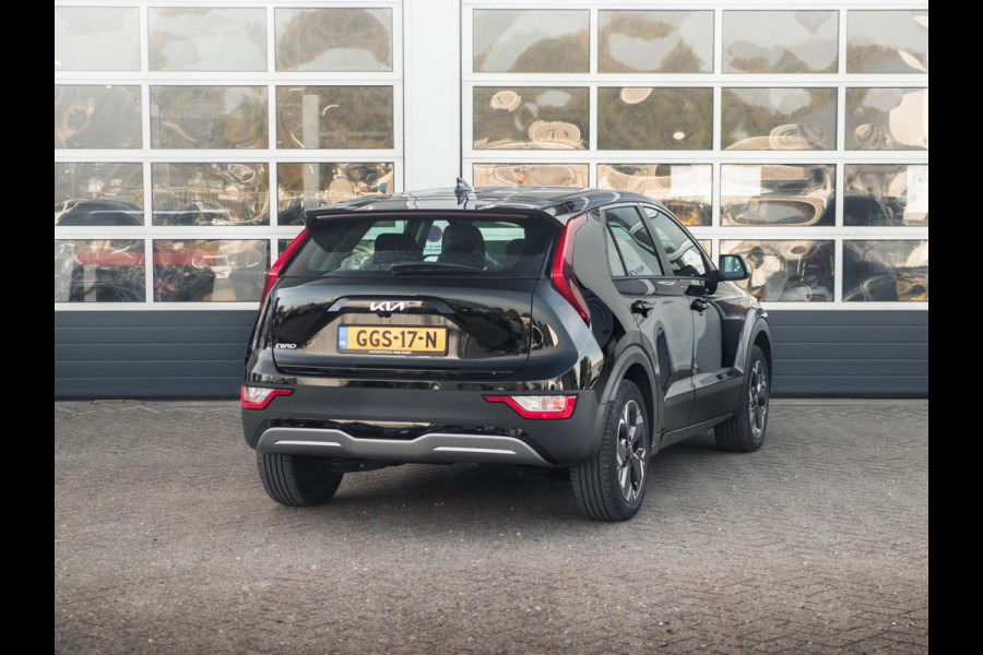 Kia Niro EV Light Edition 64.8 kWh | Navigatie | Achteruitrijcamera | Airco | Cruise control Adaptieve |