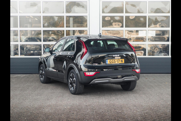 Kia Niro EV Light Edition 64.8 kWh | Navigatie | Achteruitrijcamera | Airco | Cruise control Adaptieve |