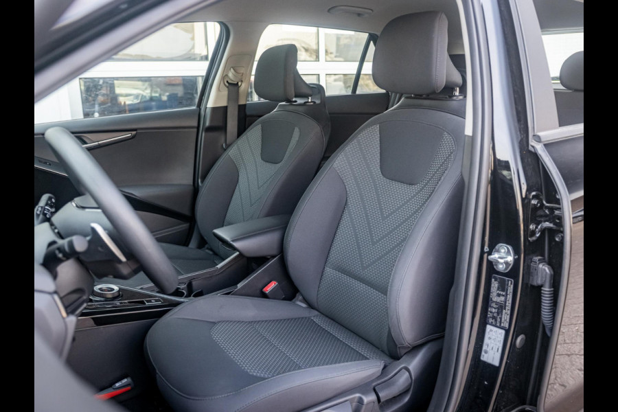Kia Niro EV Light Edition 64.8 kWh | Navigatie | Achteruitrijcamera | Airco | Cruise control Adaptieve |