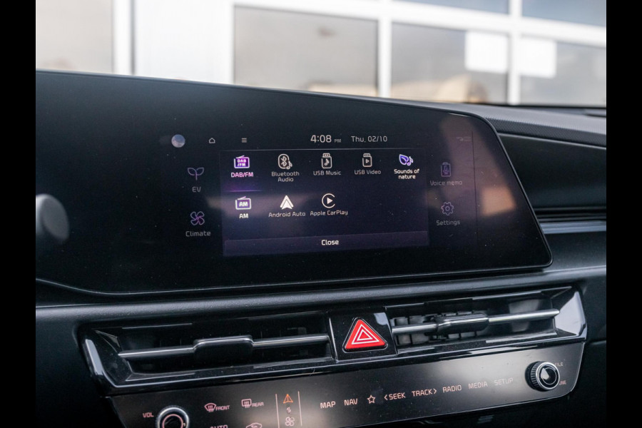 Kia Niro EV Light Edition 64.8 kWh | Navigatie | Achteruitrijcamera | Airco | Cruise control Adaptieve |