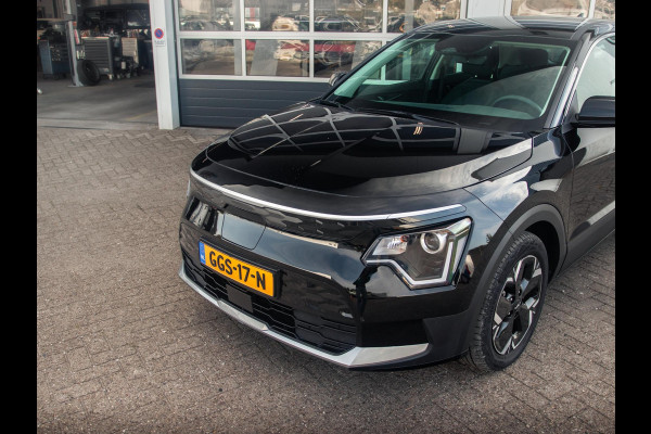 Kia Niro EV Light Edition 64.8 kWh | Navigatie | Achteruitrijcamera | Airco | Cruise control Adaptieve |