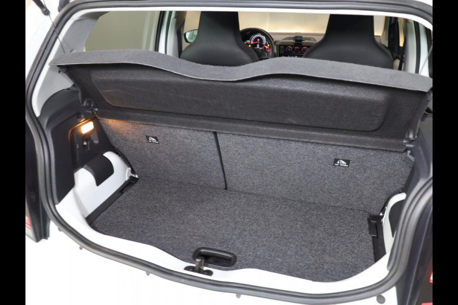 Volkswagen up! 1.0 65 PK | Navigatie via app | Airco | Radio |