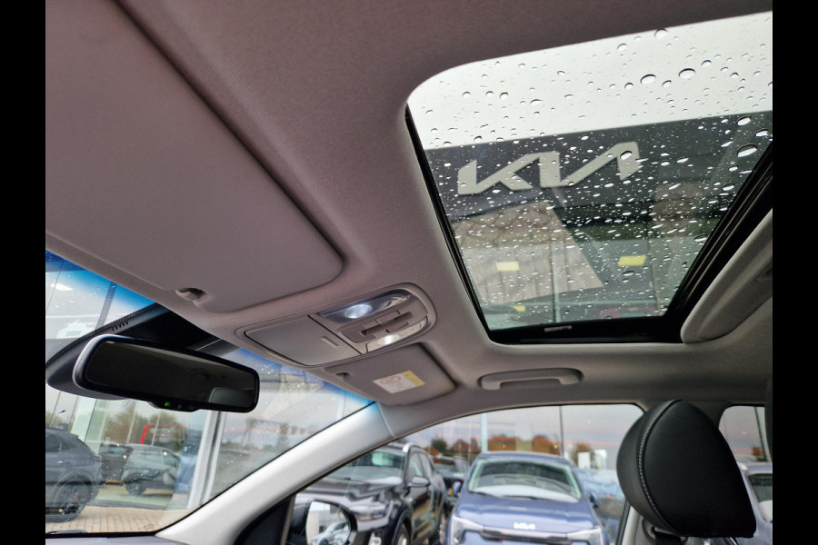 Kia e-Niro DynamicPlusLine 64 kWh | Trekhaak | Stoelverwarming | Open Dak | Key-Less |