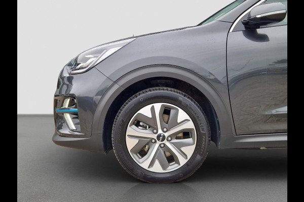 Kia e-Niro DynamicPlusLine 64 kWh | Trekhaak | Stoelverwarming | Open Dak | Key-Less |