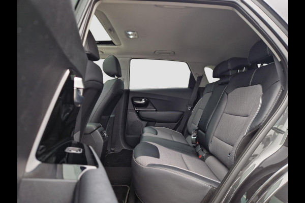 Kia e-Niro DynamicPlusLine 64 kWh | Trekhaak | Stoelverwarming | Open Dak | Key-Less |