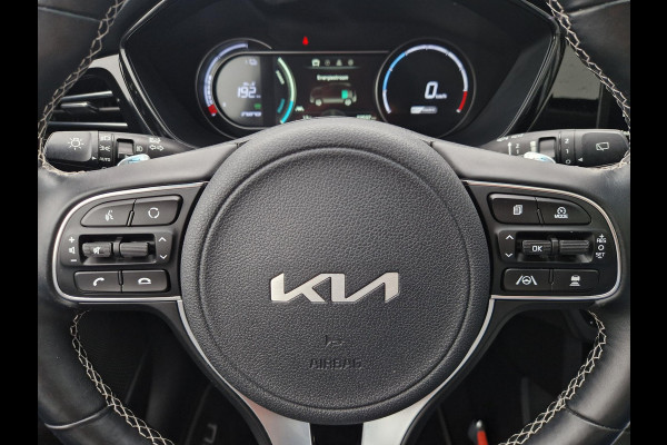 Kia e-Niro DynamicPlusLine 64 kWh | Trekhaak | Stoelverwarming | Open Dak | Key-Less |