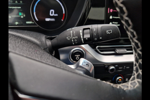 Kia e-Niro DynamicPlusLine 64 kWh | Trekhaak | Stoelverwarming | Open Dak | Key-Less |