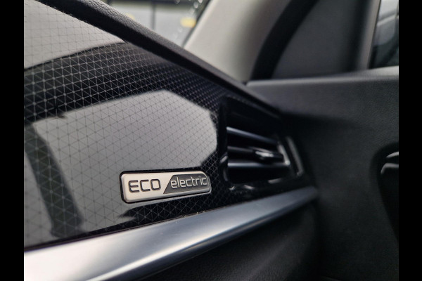 Kia e-Niro DynamicPlusLine 64 kWh | Trekhaak | Stoelverwarming | Open Dak | Key-Less |