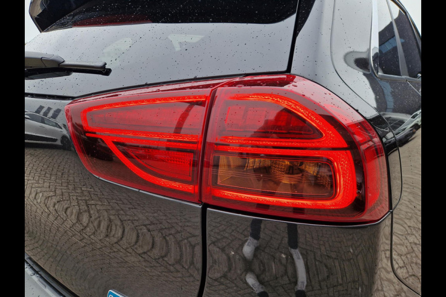 Kia e-Niro DynamicPlusLine 64 kWh | Trekhaak | Stoelverwarming | Open Dak | Key-Less |