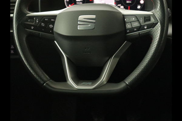 Seat Leon 1.0 TSI FR Intens | Stoel & stuurverwarming | Carplay | Camera | Adaptive cruise | Navigatie | Park Assist | Digital Cockpit | Keyless | Full LED