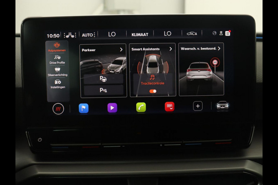 Seat Leon 1.0 TSI FR Intens | Stoel & stuurverwarming | Carplay | Camera | Adaptive cruise | Navigatie | Park Assist | Digital Cockpit | Keyless | Full LED