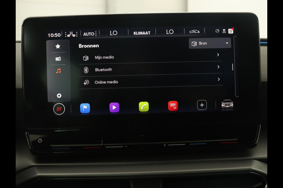 Seat Leon 1.0 TSI FR Intens | Stoel & stuurverwarming | Carplay | Camera | Adaptive cruise | Navigatie | Park Assist | Digital Cockpit | Keyless | Full LED