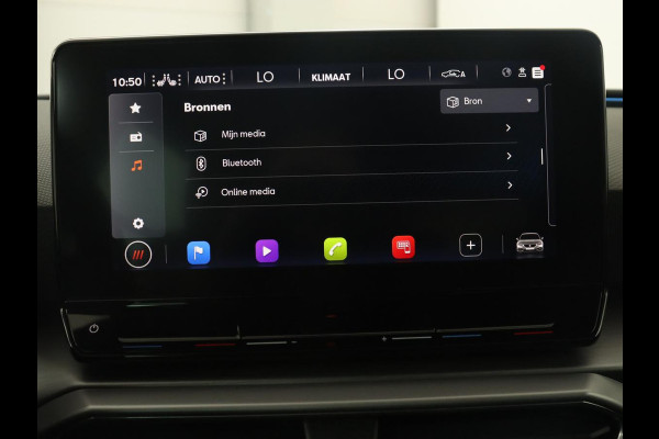 Seat Leon 1.0 TSI FR Intens | Stoel & stuurverwarming | Carplay | Camera | Adaptive cruise | Navigatie | Park Assist | Digital Cockpit | Keyless | Full LED