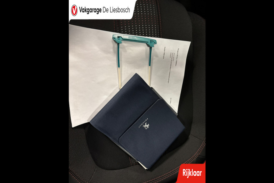 Peugeot 308 SW 1.2 PureTech GT-line/pano/navi/camera/cruisec/trekhaak/boeken