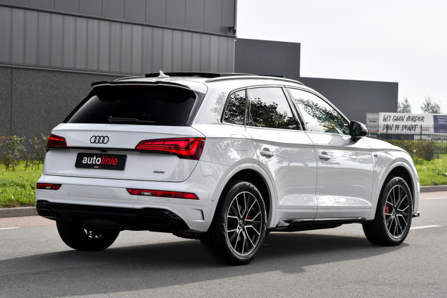 Audi Q5 55 TFSI e quattro Competition. Pano, ACC, 360, Trekh, B&O, Matrix, Sfeer, Keyless, Dodeh, CarPlay!