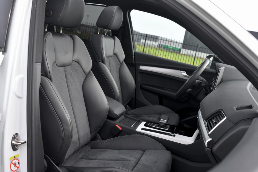 Audi Q5 55 TFSI e quattro Competition. Pano, ACC, 360, Trekh, B&O, Matrix, Sfeer, Keyless, Dodeh, CarPlay!
