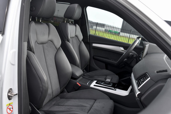 Audi Q5 55 TFSI e quattro Competition. Pano, ACC, 360, Trekh, B&O, Matrix, Sfeer, Keyless, Dodeh, CarPlay!