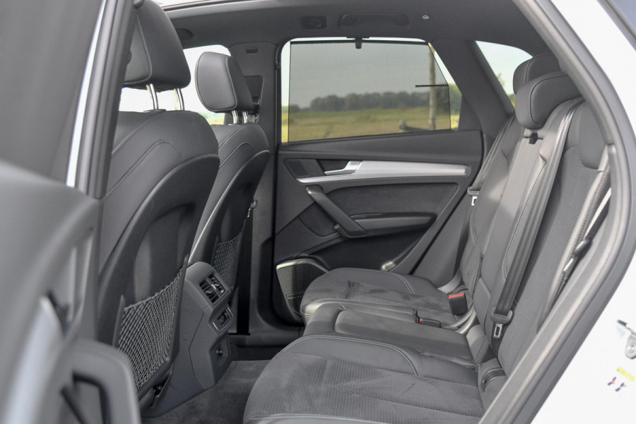 Audi Q5 55 TFSI e quattro Competition. Pano, ACC, 360, Trekh, B&O, Matrix, Sfeer, Keyless, Dodeh, CarPlay!