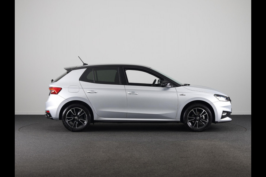 Škoda Fabia 1.0 TSI Monte Carlo 95 pk | Verlengde garantie | Navigatie via App | Parkeersensoren | Achteruitrijcamera | Stoelverwarming |