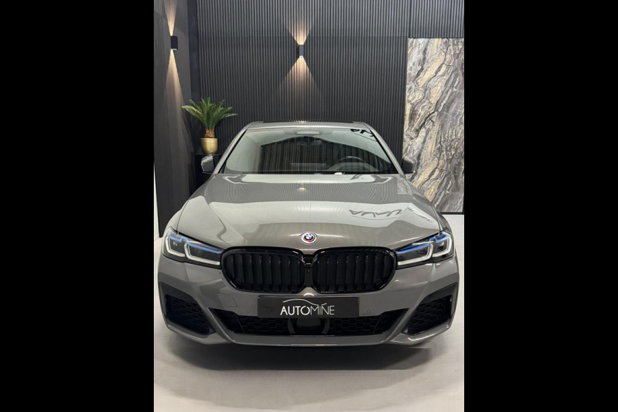 BMW 5 Serie 530e 50 Jahre M Edition|Open dak|Laser Lights|BOMVOL