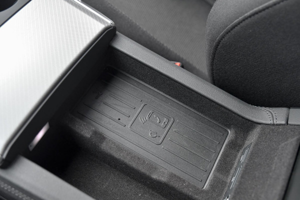 Audi A6 Avant 45 TFSI quattro S-Line. Pano, ACC, Camera, Sfeer, Keyless, Matrix, Dodeh, CarPlay!