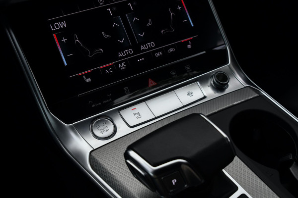 Audi A6 Avant 45 TFSI quattro S-Line. Pano, ACC, Camera, Sfeer, Keyless, Matrix, Dodeh, CarPlay!