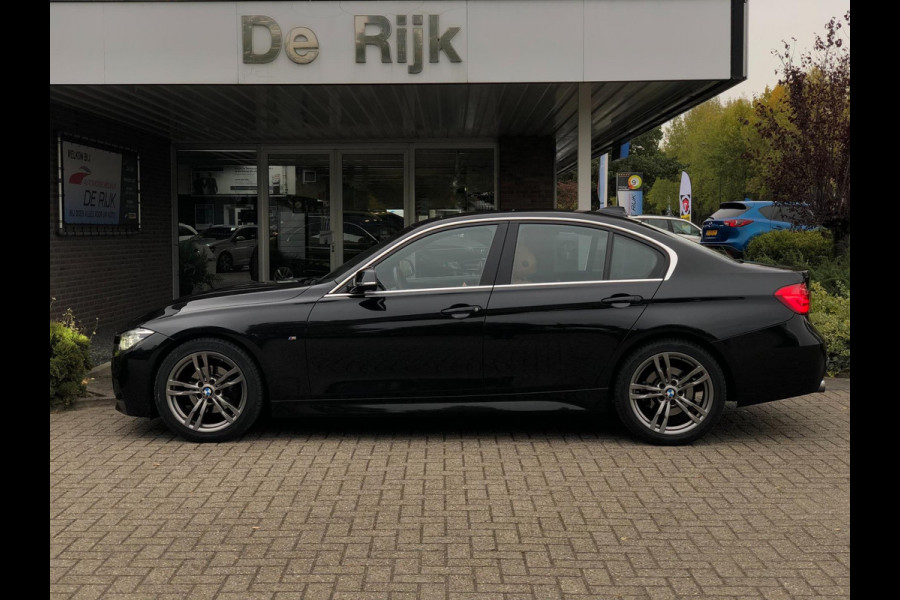 BMW 3 Serie 318i Corporate Lease High Executive | M Sport, Navi, Camera, Stoelverw., Leder, Cruise, Climate | NAP |