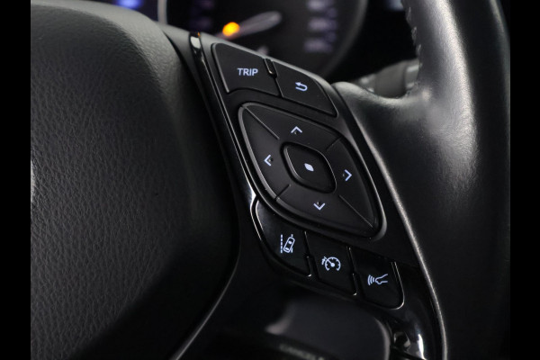 Toyota C-HR 1.8 Hybrid First Edition | Parkeersensoren | Dealer onderhouden | Dodehoek detectie