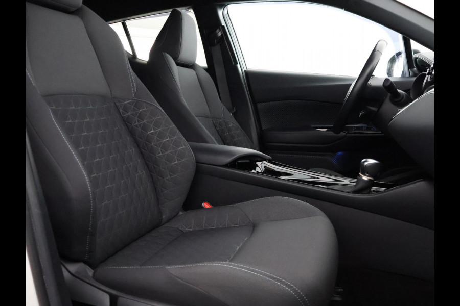 Toyota C-HR 1.8 Hybrid First Edition | Parkeersensoren | Dealer onderhouden | Dodehoek detectie