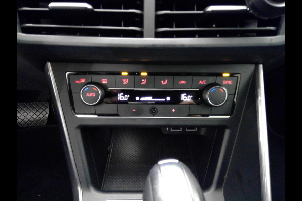 Volkswagen Polo 1.0 TSI Highline - Automaat - Schuif/Panodak - Navi - LED - Org.NL