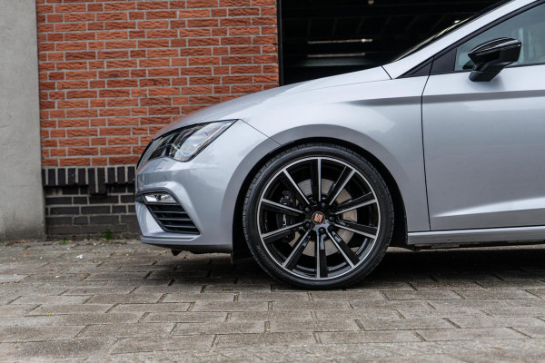 Seat Leon 2.0 TSI CUPRA Pano / DCC / Beats