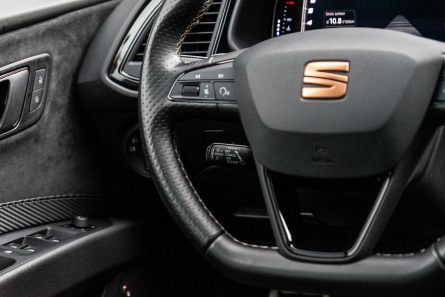 Seat Leon 2.0 TSI CUPRA Pano / DCC / Beats