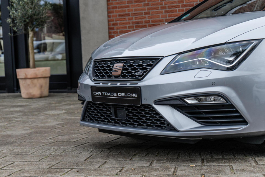 Seat Leon 2.0 TSI CUPRA Pano / DCC / Beats