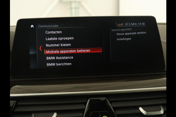 BMW 5 Serie 520i High Executive | Luxury Line | Leder | Trekhaak | Camera | Stoelverwarming | 19'' | Sfeerverlichting | Memory | Carplay | Navigatie | Park Assist | Full LED