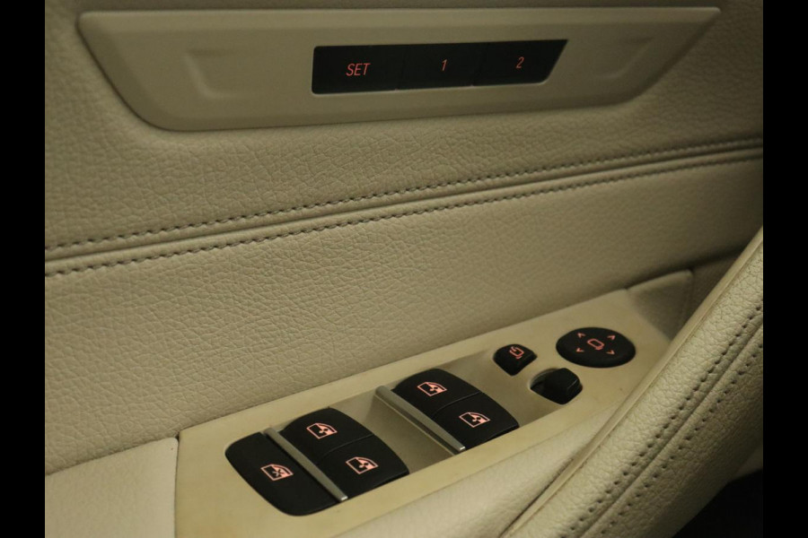 BMW 5 Serie 520i High Executive | Luxury Line | Leder | Trekhaak | Camera | Stoelverwarming | 19'' | Sfeerverlichting | Memory | Carplay | Navigatie | Park Assist | Full LED