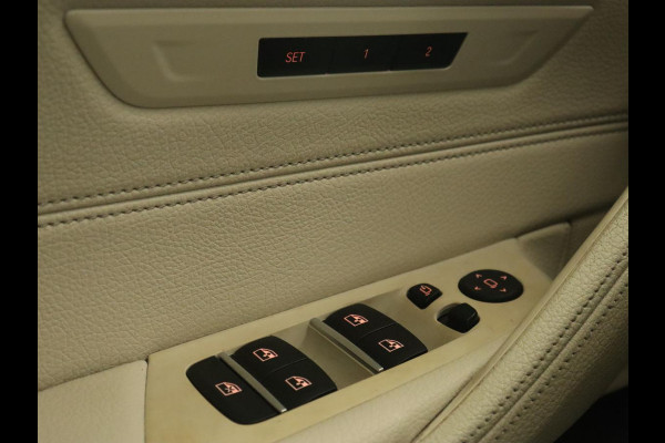 BMW 5 Serie 520i High Executive | Luxury Line | Leder | Trekhaak | Camera | Stoelverwarming | 19'' | Sfeerverlichting | Memory | Carplay | Navigatie | Park Assist | Full LED