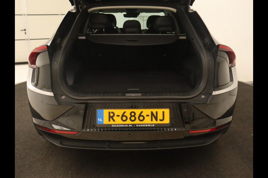 Kia Ev6 Plus 58 kWh | Stoelventilatie | Leder | Warmtepomp | Adaptive cruise | Carplay | Camera | Stoel & stuurverwarming | 19'' | Sfeerverlichting | Navigatie | Keyless
