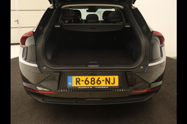 Kia Ev6 Plus 58 kWh | Stoelventilatie | Leder | Warmtepomp | Adaptive cruise | Carplay | Camera | Stoel & stuurverwarming | 19'' | Sfeerverlichting | Navigatie | Keyless