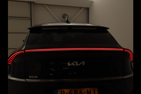 Kia Ev6 Plus 58 kWh | Stoelventilatie | Leder | Warmtepomp | Adaptive cruise | Carplay | Camera | Stoel & stuurverwarming | 19'' | Sfeerverlichting | Navigatie | Keyless