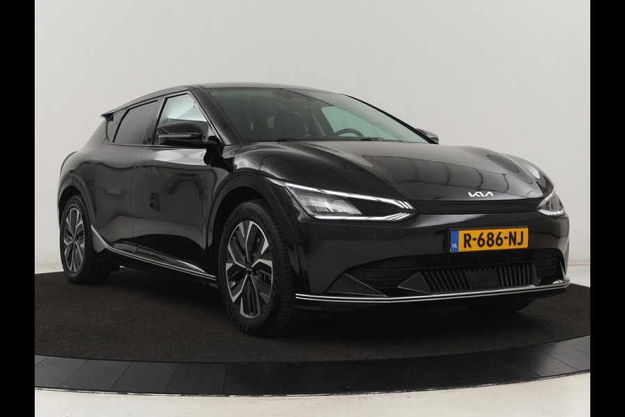 Kia Ev6 Plus 58 kWh | Stoelventilatie | Leder | Warmtepomp | Adaptive cruise | Carplay | Camera | Stoel & stuurverwarming | 19'' | Sfeerverlichting | Navigatie | Keyless
