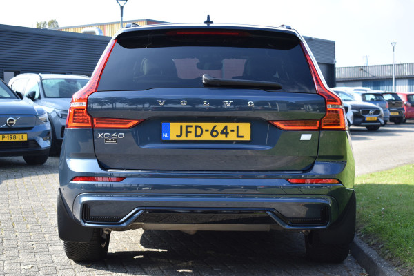 Volvo XC60 T6 AWD 350PK Plug-in hybrid Plus Dark | BLIS | ACC | Trekhaak | Elec.stoelen | 4-seiz.banden | 360 Camera | Panodak