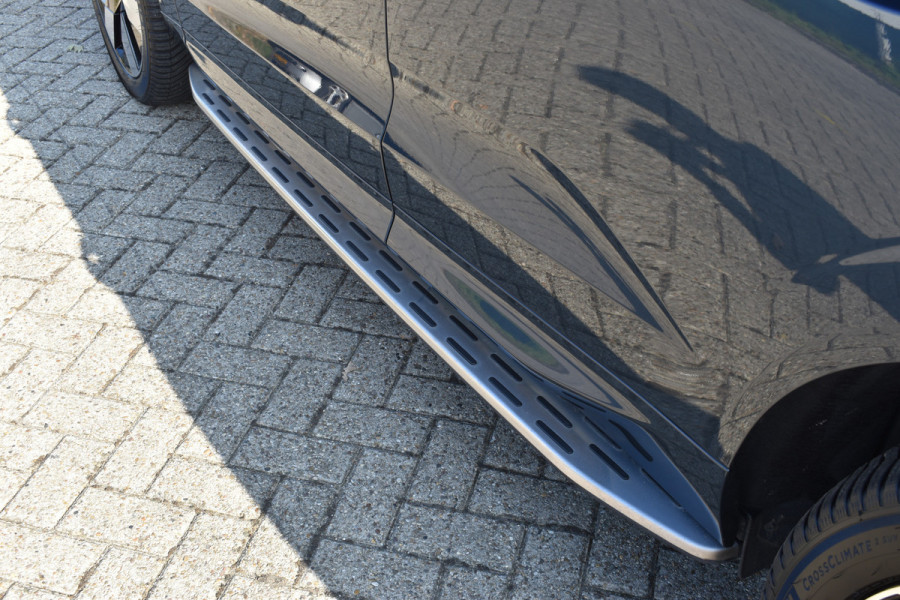 Volvo XC60 T6 AWD 350PK Plug-in hybrid Plus Dark | BLIS | ACC | Trekhaak | Elec.stoelen | 4-seiz.banden | 360 Camera | Panodak