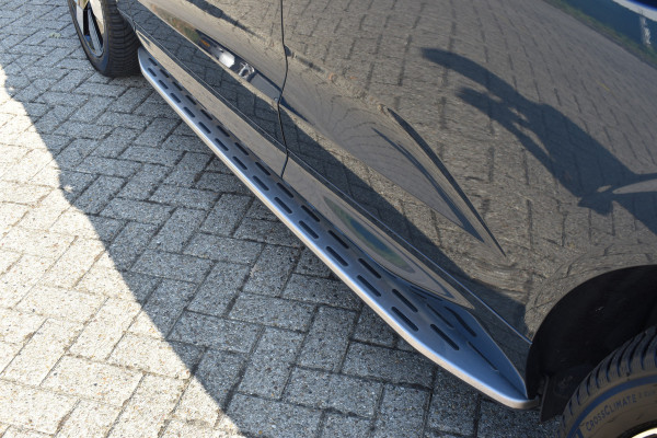 Volvo XC60 T6 AWD 350PK Plug-in hybrid Plus Dark | BLIS | ACC | Trekhaak | Elec.stoelen | 4-seiz.banden | 360 Camera | Panodak