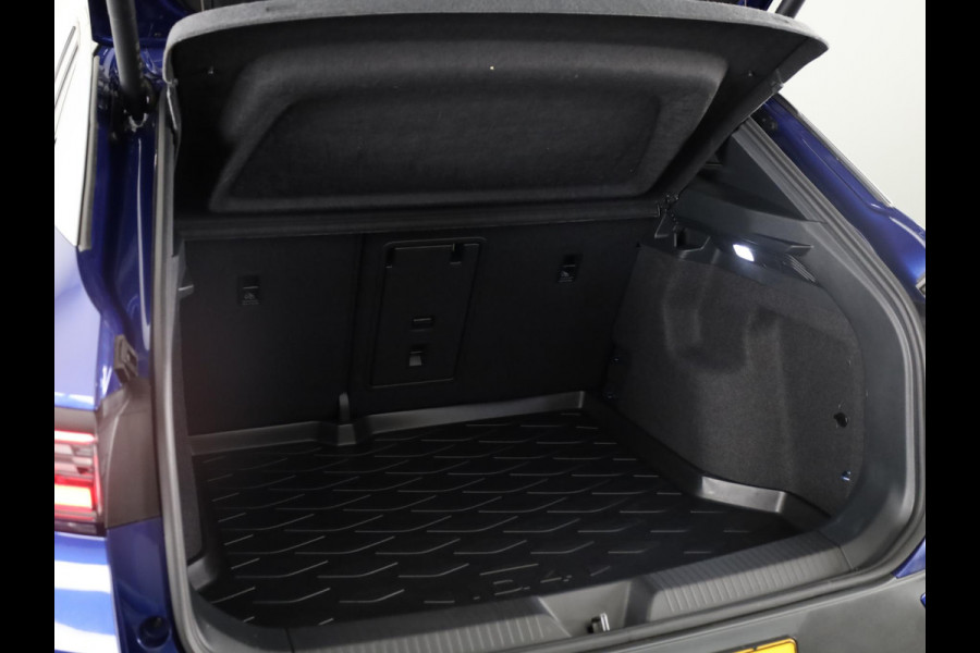 Volkswagen ID.4 Pro Business 77 kWh 286PK | Full Led | Achteruitrijcamera | Keyless