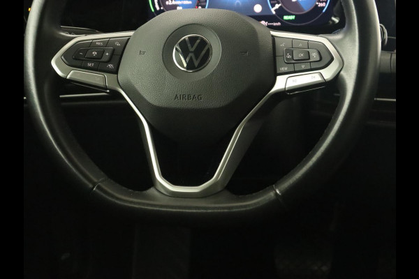 Volkswagen Golf 1.4 eHybrid Style | Massage | Carplay | Memory | Navigatie | Adaptive cruise | Parkeerhulp | Sfeerverlichting | Full LED | PHEV | Plug In