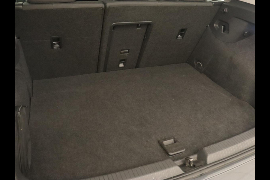 Volkswagen Golf 1.4 eHybrid Style | Massage | Carplay | Memory | Navigatie | Adaptive cruise | Parkeerhulp | Sfeerverlichting | Full LED | PHEV | Plug In