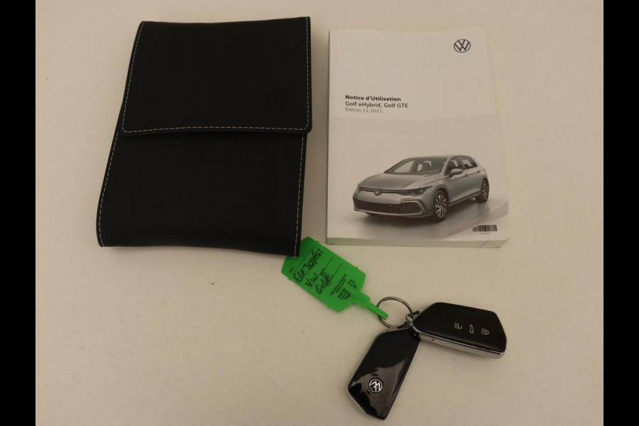 Volkswagen Golf 1.4 eHybrid Style | Massage | Carplay | Memory | Navigatie | Adaptive cruise | Parkeerhulp | Sfeerverlichting | Full LED | PHEV | Plug In