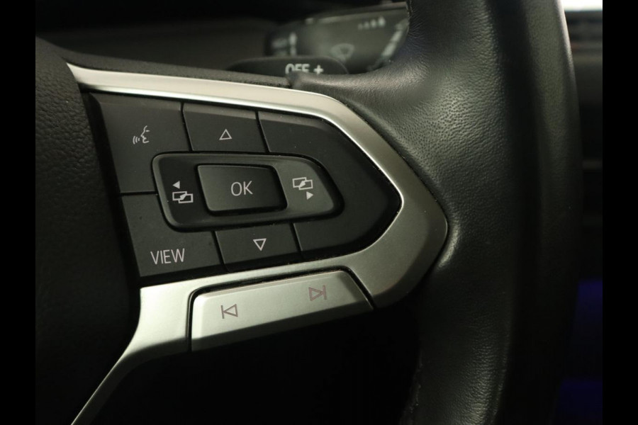 Volkswagen Golf 1.4 eHybrid Style | Massage | Carplay | Memory | Navigatie | Adaptive cruise | Parkeerhulp | Sfeerverlichting | Full LED | PHEV | Plug In