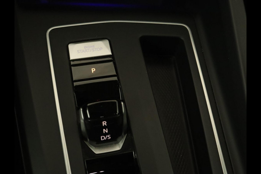 Volkswagen Golf 1.4 eHybrid Style | Massage | Carplay | Memory | Navigatie | Adaptive cruise | Parkeerhulp | Sfeerverlichting | Full LED | PHEV | Plug In